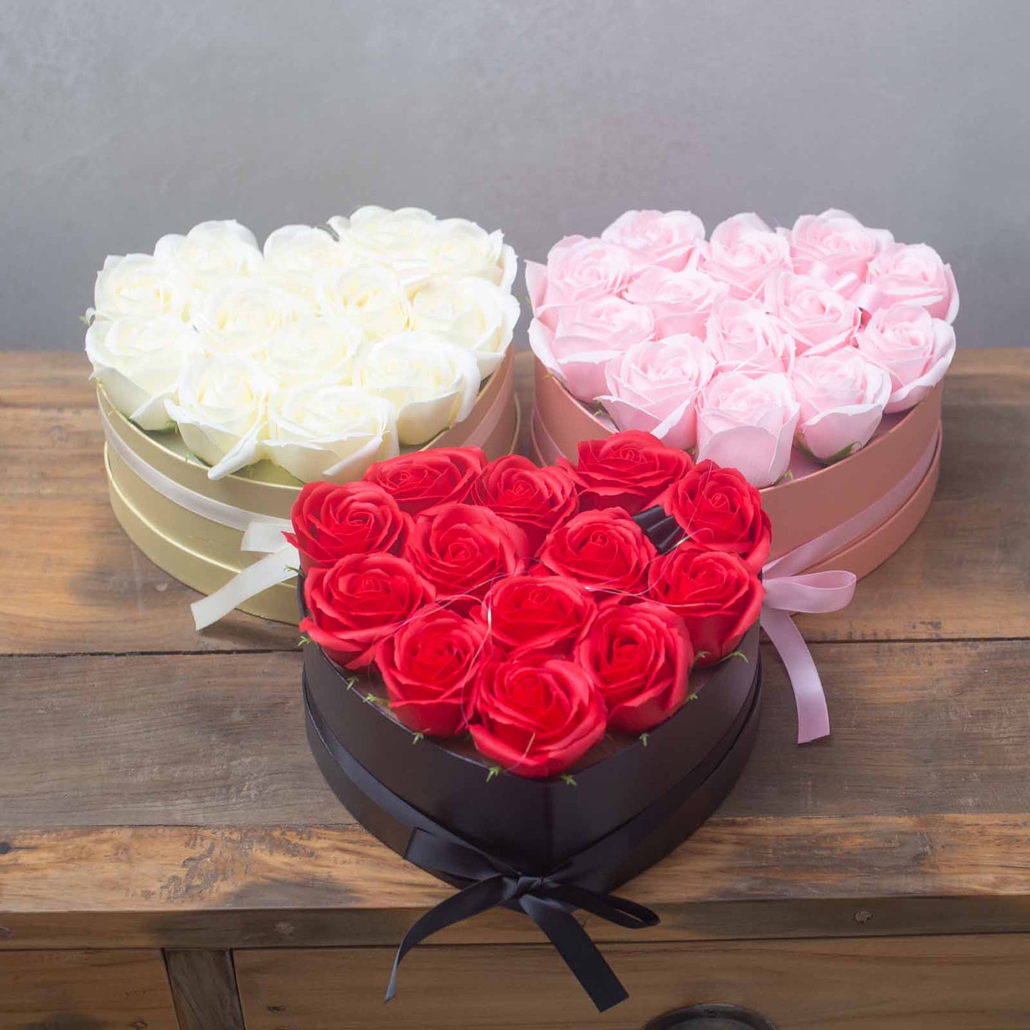 Soap Flower Gift Bouquet - 13 Red Roses - Heart - www.bryde.lt